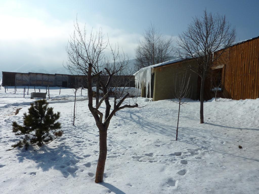 Gite Equisud - Demi-Pension Inclus Les Angles  Exterior photo